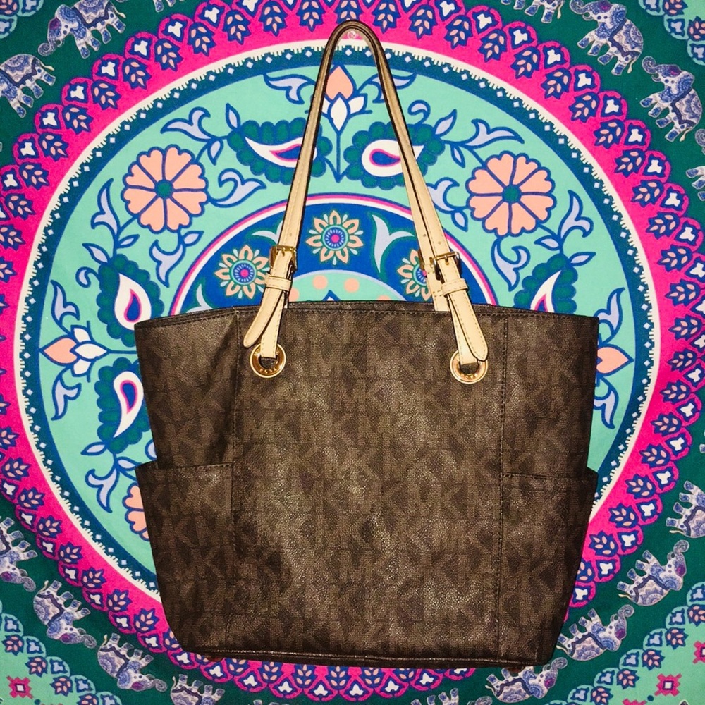 MK purse